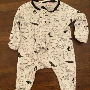 E=MC 2 easy magnetic close onesie footed footie w mittens unisex boy girl EUC